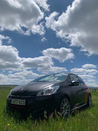 Peugeot 208 2017