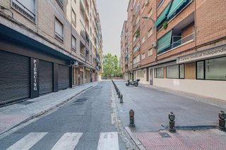Local comercial en venta en Camino de Ronda - Rosaleda en Granada