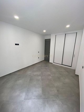 Piso en venta en Cerrillo de Maracena - Periodistas en Granada