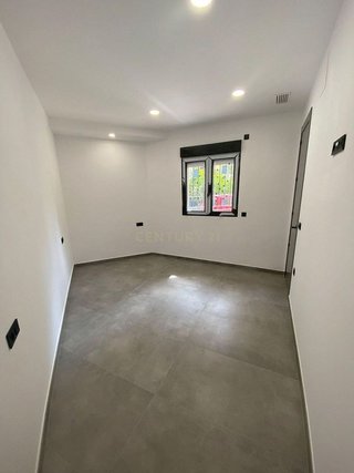 Piso en venta en Cerrillo de Maracena - Periodistas en Granada