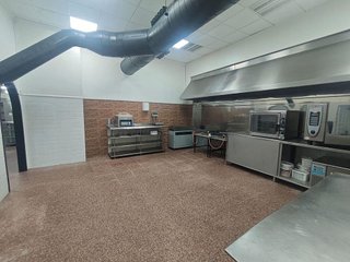 Local comercial en alquiler en Petrer