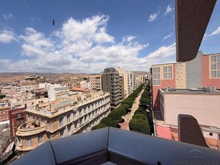 Piso en alquiler en Centro en Almería