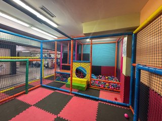 Local comercial en alquiler en Canillas en Madrid