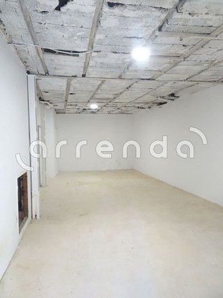 Local comercial en alquiler en Centro - Ayuntamiento en Santander