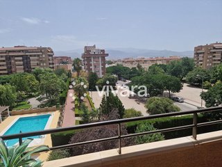 Piso en alquiler en Camino de Ronda - Rosaleda en Granada