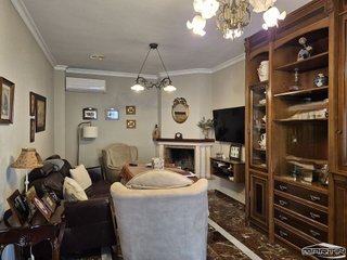 Casa adosada en venta en El Valle en Lucena