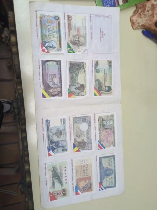 Álbum de Billetes del Mundo