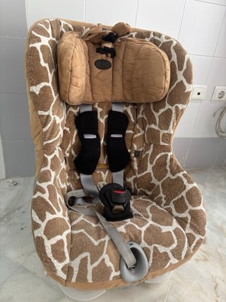 Silla de coche para bebé jirafa