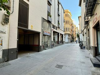 Garaje en venta en Centro - Sagrario en Granada