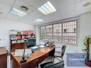 Oficina en venta en Centro en Alicante