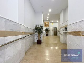 Oficina en venta en Centro en Alicante