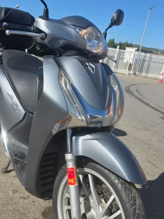 Honda SH 125i ABS (2013) – Gris plata