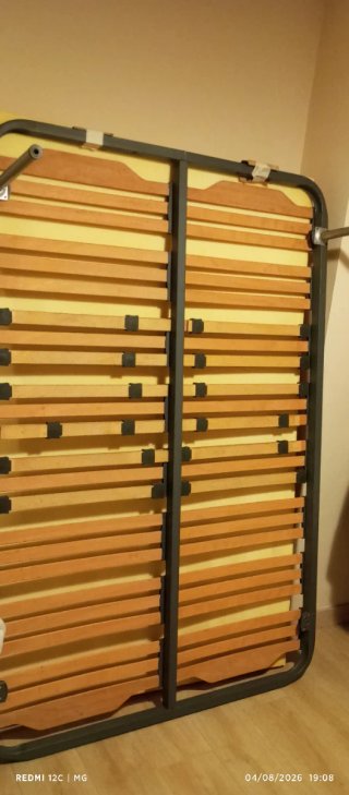 Somier de madera y metal