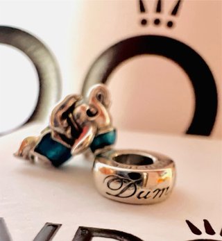 Pandora Charm Dumbo Disney Parks Plata