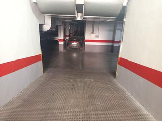 Garaje en alquiler en Barrio de Zaidín en Granada