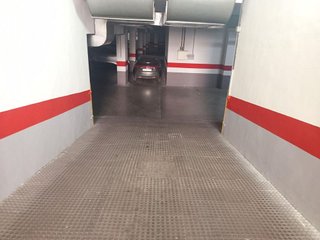 Garaje en alquiler en Barrio de Zaidín en Granada