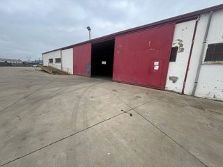 Nave industrial en alquiler en Villamuriel de Cerrato