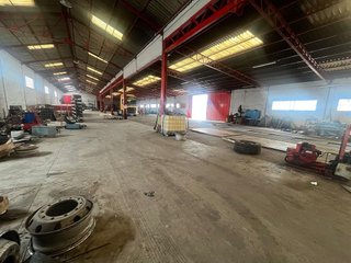Nave industrial en alquiler en Villamuriel de Cerrato