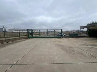 Nave industrial en alquiler en Villamuriel de Cerrato