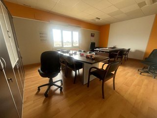 Nave industrial en alquiler en Villamuriel de Cerrato