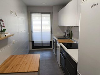 Piso en alquiler en Colores - Entreparques en Sevilla