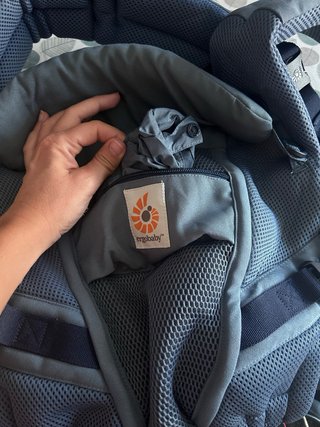 Mochila Ergobaby Azul Seminueva