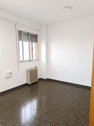 Piso en alquiler en La Torre en Valencia