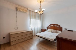Chalet en venta en Iznalloz