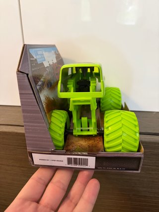 Monster Jam - Grave Digger 1:24 - Novo, Selado