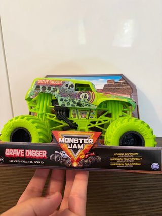 Monster Jam - Grave Digger 1:24 - Novo, Selado