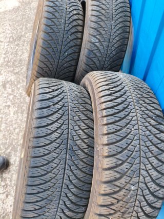 Neumáticos 205/55 R16 91V BLUEARTH 4S AW21