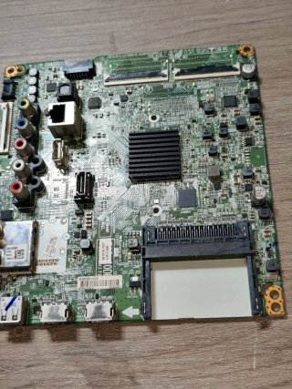 Placa Principal LG TV Modelo: EAX67805101(1.2)