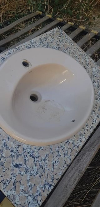 Fregadero con base de mármol