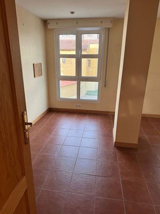 Local comercial en venta en El Parque - Zapatón en Torrelavega