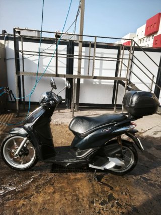 Piaggio Liberty 125 Negra Casi Nueva