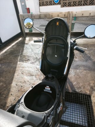 Piaggio Liberty 125 Negra Casi Nueva