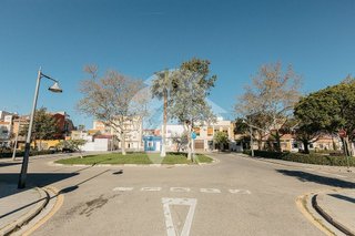 Local comercial en venta en Natzaret en Valencia