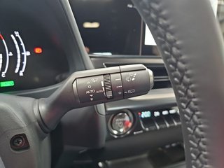 Lexus UX 2.0 300h UX Plus