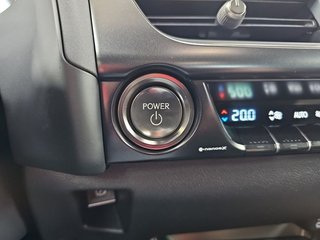 Lexus UX 2.0 300h UX Plus