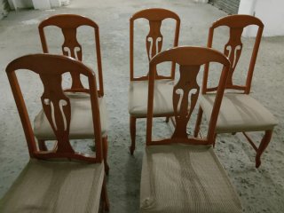 Juego de 5 sillas de comedor de madera