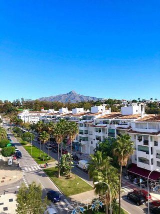 Ático en venta en Rodeo Alto-Guadaiza-La Campana en Marbella