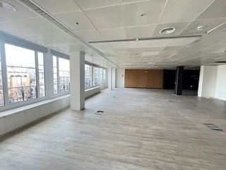 Oficina en alquiler en La Dreta de l'Eixample en Barcelona