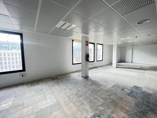 Oficina en alquiler en La Dreta de l'Eixample en Barcelona