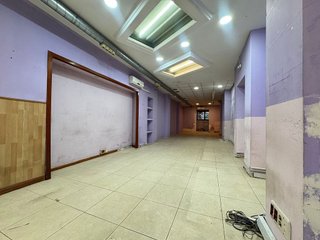 Local comercial en venta en Eixample Sud – Migdia en Girona