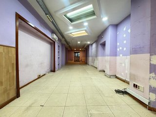 Local comercial en venta en Eixample Sud – Migdia en Girona