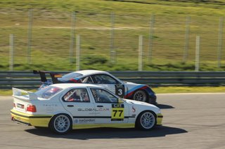 BMW Serie 3 1996. MOTOR 330i e46