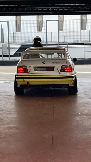 BMW Serie 3 1996. MOTOR 330i e46