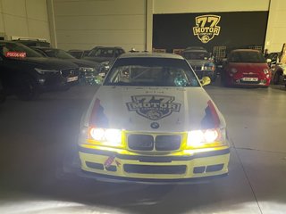 BMW Serie 3 1996. MOTOR 330i e46