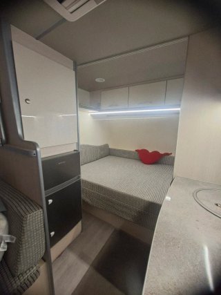 CARAVANA ACROSS -750 KG