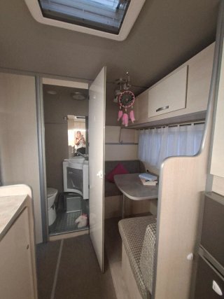 CARAVANA ACROSS -750 KG